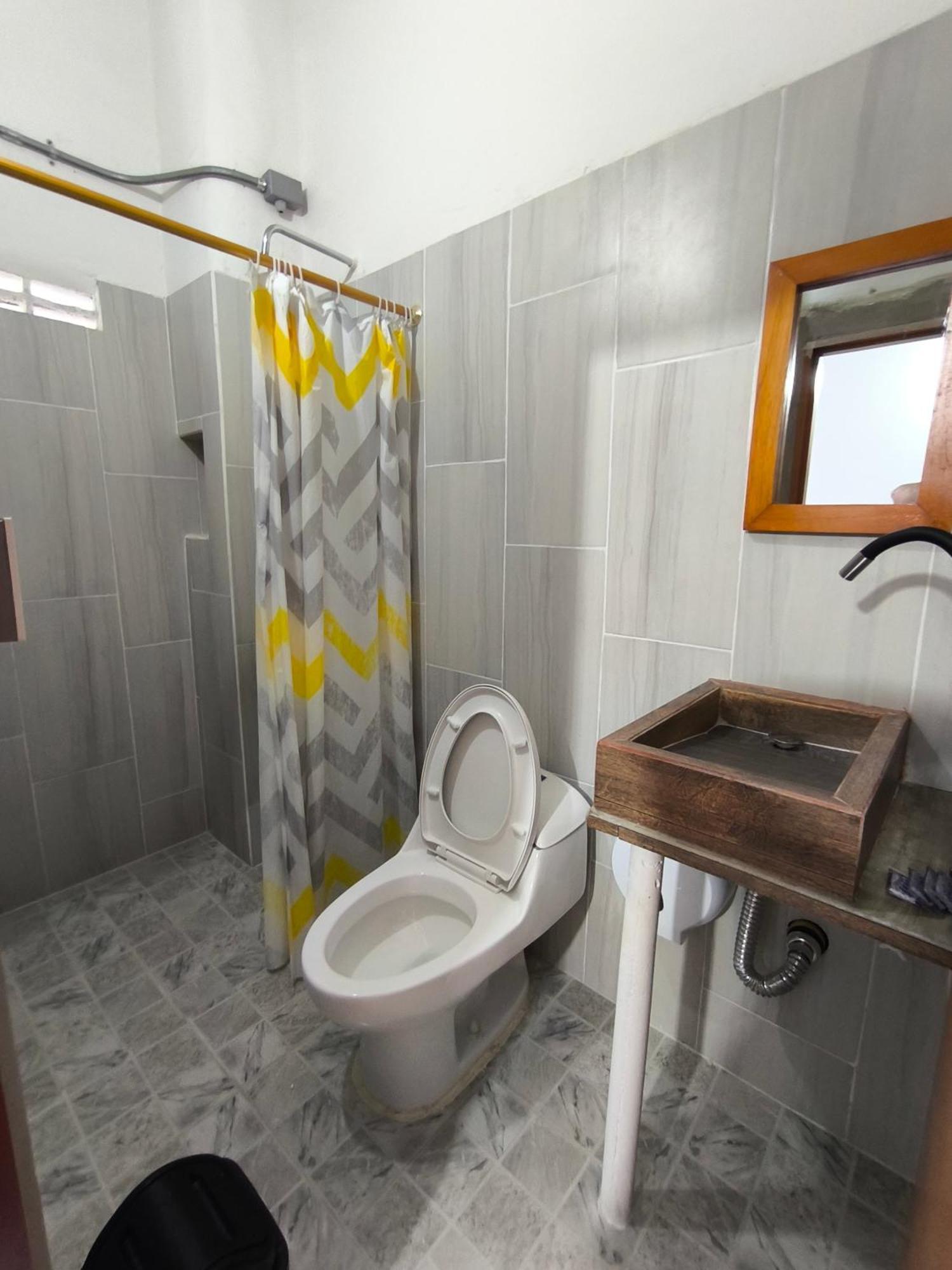 La Plazoleta Doradal Quarto foto